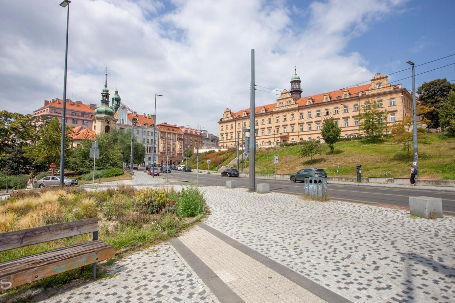 Appartement Blueground Vrsovice Furnished Equipped Prg-5